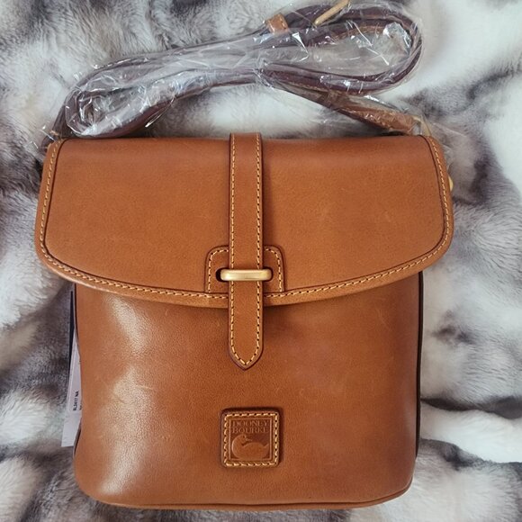 Dooney & Bourke Handbags - Dooney Large Holly Bag